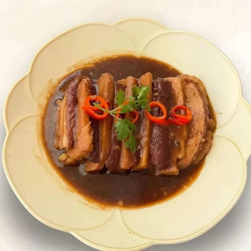 Steamed Pork With Taro 芋头扣肉