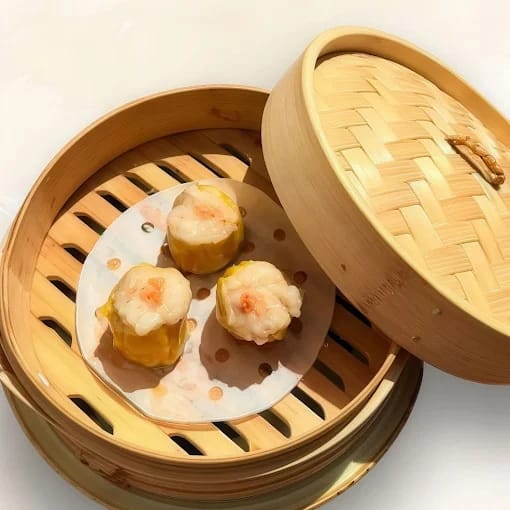 Steamed Pork & Shrimp Sui Mai With Crab Roe 蟹子干蒸烧卖